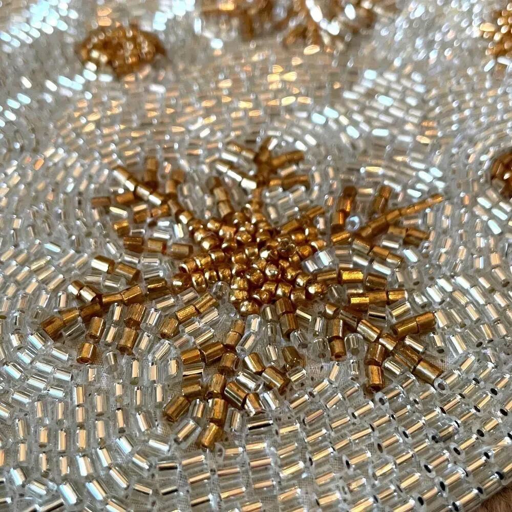 Nicole Miller 15in Beaded Christmas Placemat Holiday Snowflakes Gold & White New